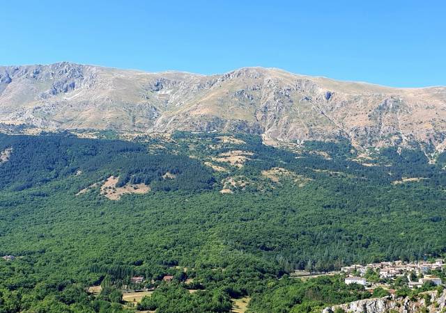 AI BASTIONI DI MONTE OCRE